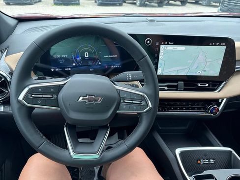 New 2026 Chevrolet Equinox ACTIV AWD/4WD image 10