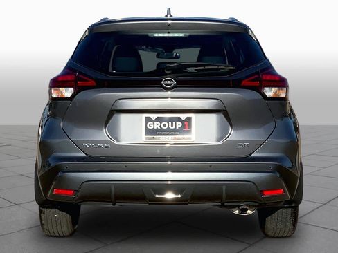 Used 2023 Nissan Kicks SR FWD image 5