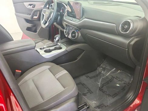 Used 2024 Chevrolet Blazer LT w/ Convenience Package AWD/4WD image 35