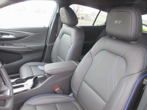 New 2026 Buick Envista Sport Touring w/ Convenience I Package image 13