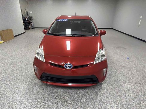 Used 2014 Toyota Prius Two image 8