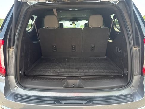 Used 2022 GMC Yukon XL SLT w/ SLT Luxury Package AWD/4WD image 31