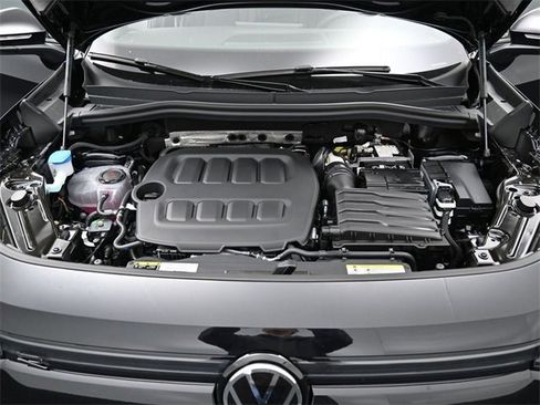 New 2026 Volkswagen Tiguan SE R-Line image 15