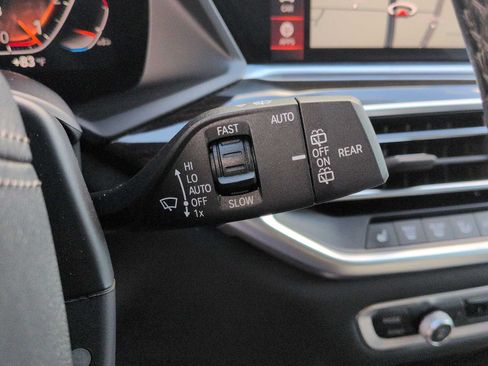 Used 2019 BMW X5 xDrive50i w/ Premium Package 2 AWD/4WD image 27
