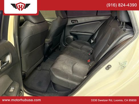 Used 2016 Toyota Prius Three image 40