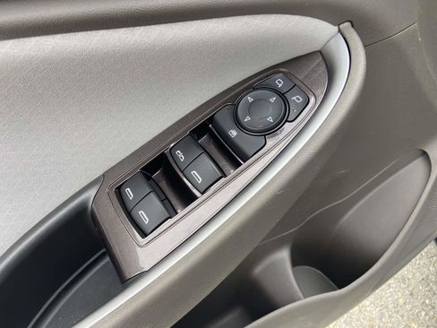 Used 2024 Chevrolet Malibu LT image 8