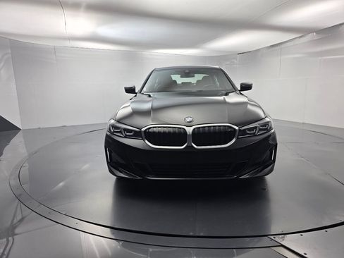 Used 2024 BMW 330i Sedan w/ Convenience Package RWD image 2