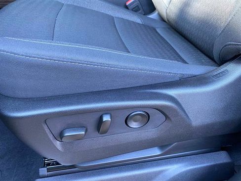 Used 2025 Chevrolet Silverado 2500 LT w/ Convenience Package image 20