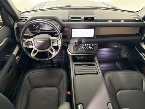 Used 2023 Land Rover Defender 110 S AWD/4WD image 27