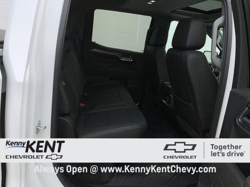 Certified 2022 Chevrolet Silverado 1500 LTZ w/ Technology Package image 15