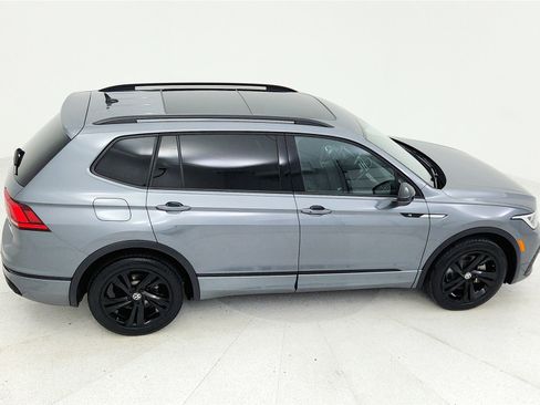Used 2023 Volkswagen Tiguan SE R-Line image 17