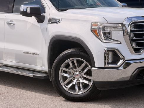 Used 2021 GMC Sierra 1500 SLT AWD/4WD image 3