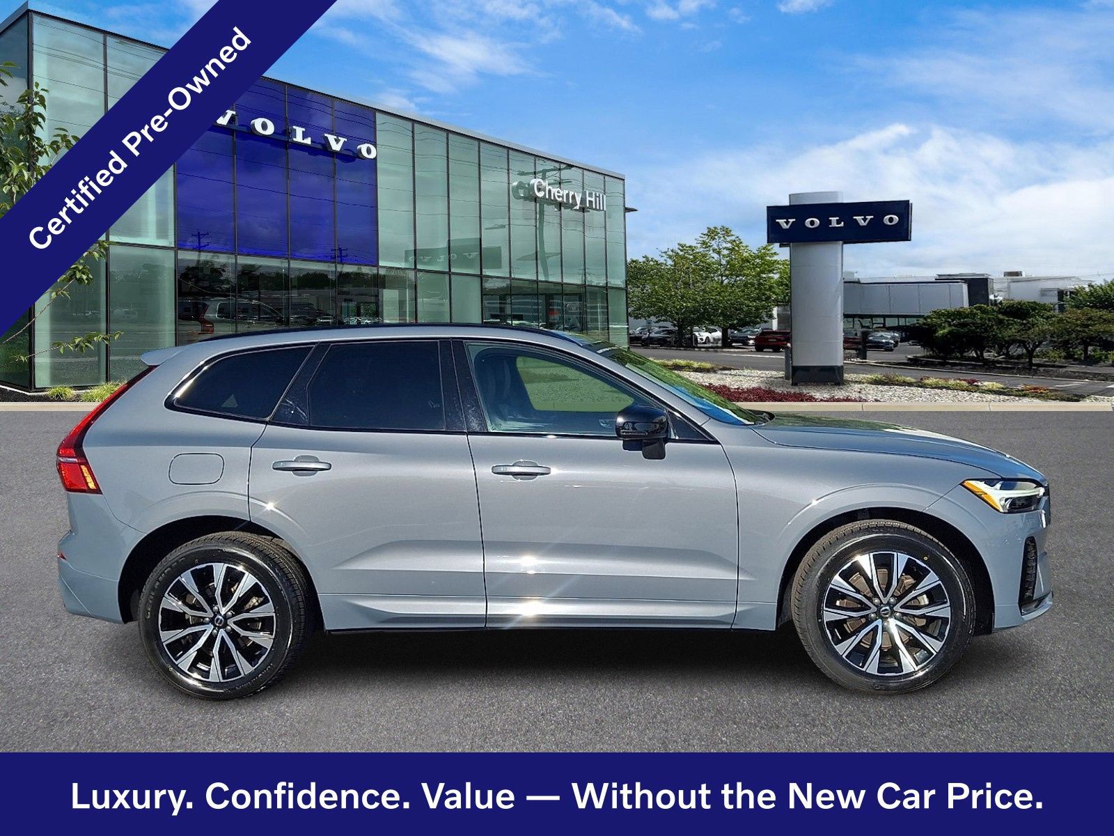Certified 2024 Volvo XC60 B5 Core w/ Protection Package Premier AWD/4WD image 8
