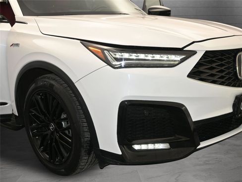 Certified 2025 Acura MDX A-Spec image 15