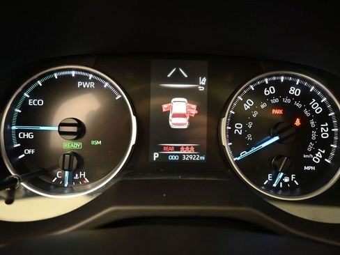 Certified 2022 Toyota RAV4 XLE image 10