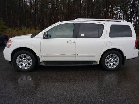 Used 2015 Nissan Armada Platinum w/ 2nd Row Captain Seat Package image 22