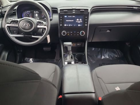 Used 2024 Hyundai Tucson SE image 14