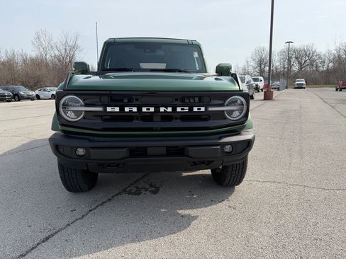 Used 2025 Ford Bronco Outer Banks AWD/4WD image 8