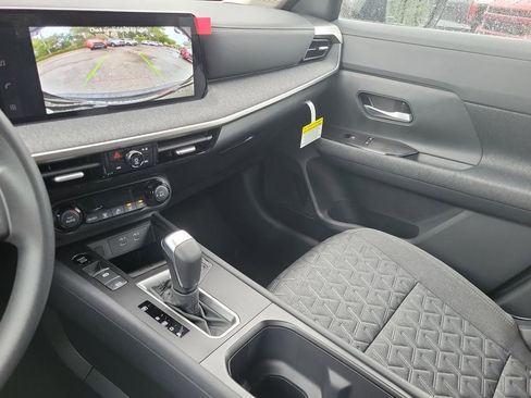 New 2026 Nissan Kicks SV image 30