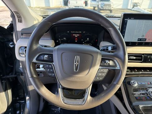 Certified 2022 Lincoln Nautilus Reserve w/ Equipment Group 201A image 21