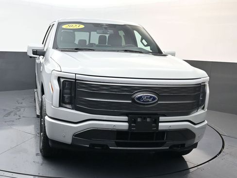 Used 2023 Ford F150 Lightning Lariat w/ Tow Technology Package AWD/4WD image 8