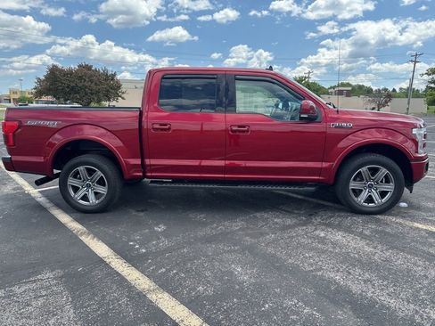 Used 2019 Ford F150 Lariat w/ Equipment Group 502A Luxury AWD/4WD image 4