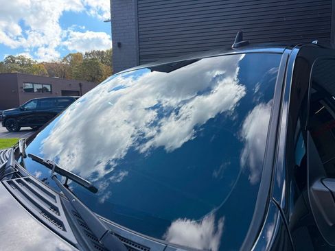 Used 2014 GMC Yukon Denali image 5