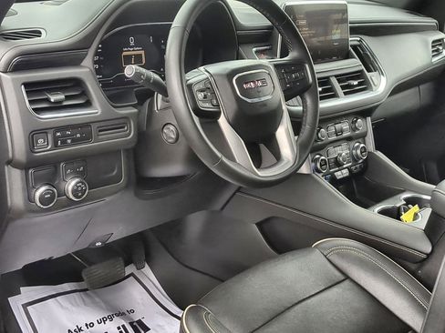 Used 2023 GMC Yukon XL SLT w/ SLT Luxury Package RWD image 10