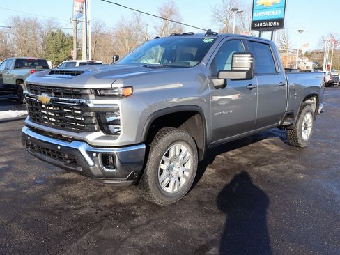 New 2026 Chevrolet Silverado 3500 LT w/ Safety Package image 23