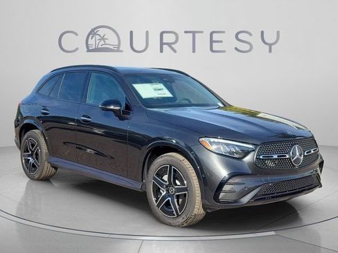 Certified 2026 Mercedes-Benz GLC 300 image 5