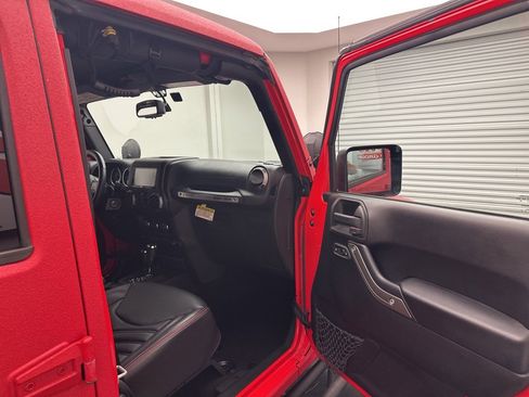 Used 2015 Jeep Wrangler Unlimited Sport w/ Quick Order Package 24S image 8