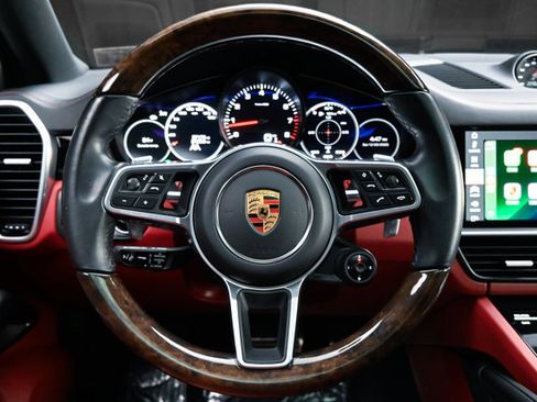 Used 2021 Porsche Cayenne S image 77