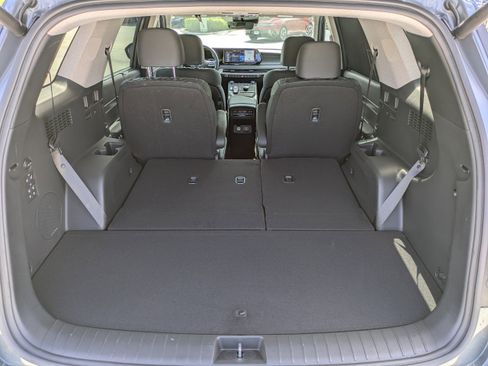 Used 2025 Hyundai Palisade Limited image 17