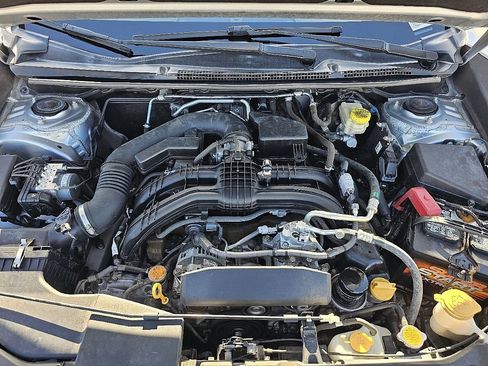Used 2017 Subaru Impreza 2.0i Limited AWD/4WD image 11