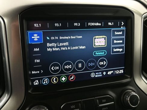 Used 2022 Chevrolet Silverado 2500 LTZ AWD/4WD image 17