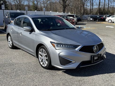 Used 2019 Acura ILX image 4