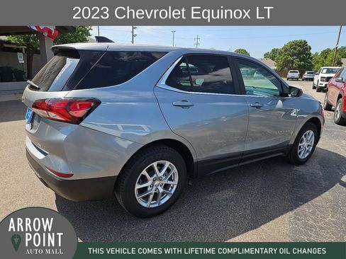 Used 2023 Chevrolet Equinox LT AWD/4WD image 12