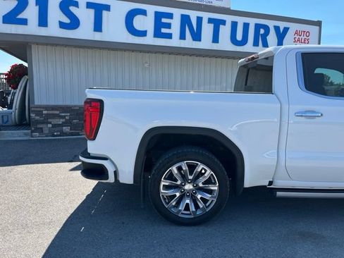 Used 2024 GMC Sierra 1500 Denali w/ Denali Reserve Package AWD/4WD image 16