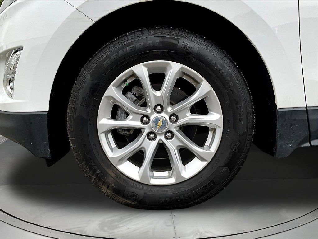 Used 2020 Chevrolet Equinox LT FWD image 36