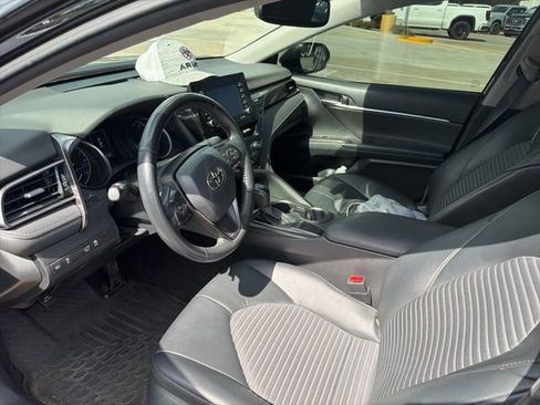 Used 2023 Toyota Camry SE w/ Convenience Package FWD image 5