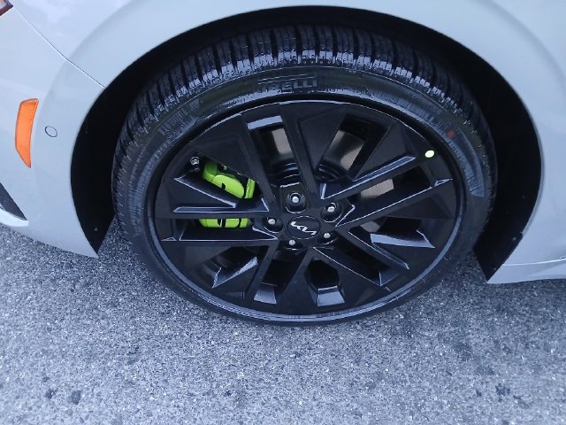 New 2027 Kia K5 GT FWD image 4