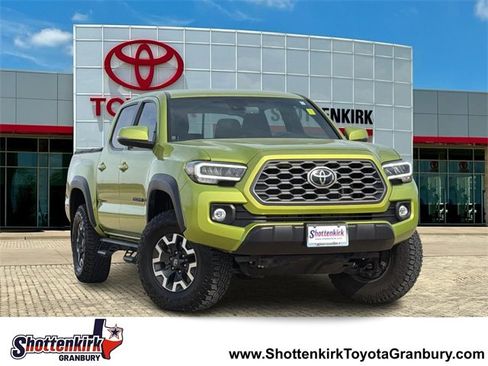 Used 2023 Toyota Tacoma TRD Off-Road image 1