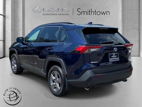 Used 2024 Toyota RAV4 XLE w/ Convenience Package AWD/4WD image 7
