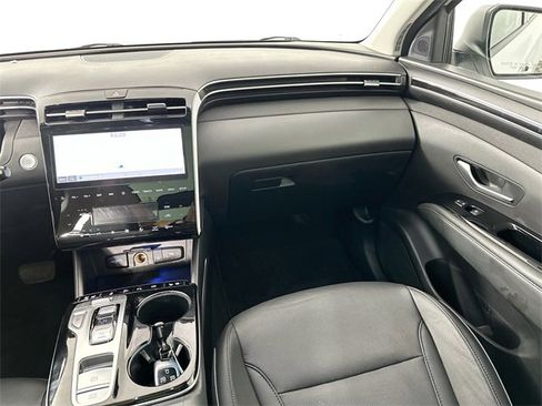 Used 2023 Hyundai Tucson Limited image 28