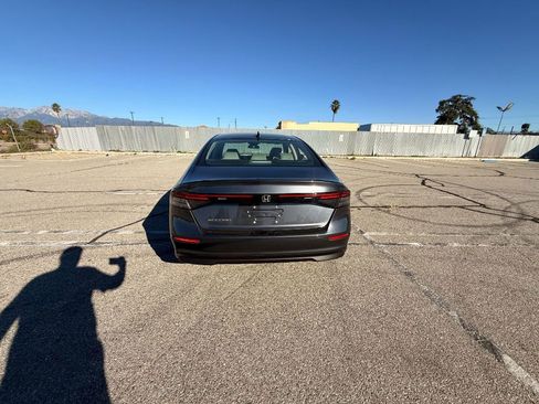 Used 2025 Honda Accord SE image 6