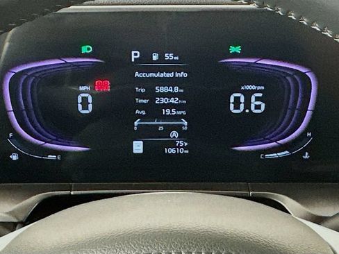 Used 2025 Kia Telluride S FWD image 2