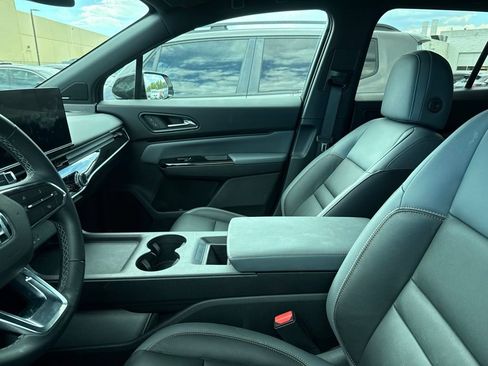 Used 2024 Honda Prologue Touring image 4