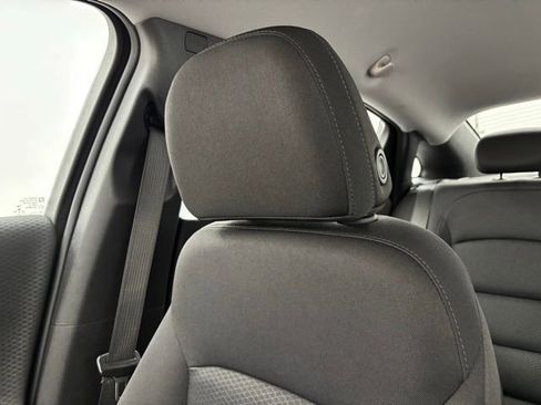 Used 2024 Chevrolet Malibu LT image 39