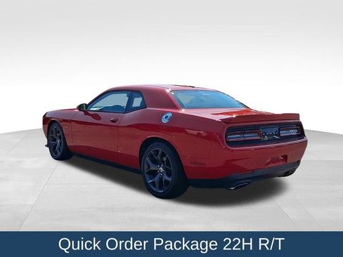 Used 2019 Dodge Challenger R/T w/ Cold Weather Group RWD image 5