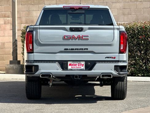 Certified 2025 GMC Sierra 1500 AT4 w/ Technology Package AWD/4WD image 6